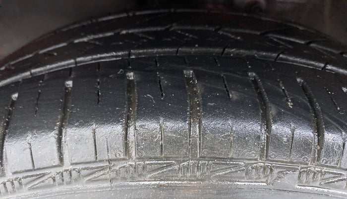 2019 Maruti Celerio VXI d, Petrol, Manual, 19,102 km, Left Front Tyre Tread