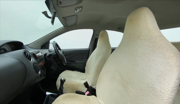 2012 Toyota Etios G, CNG, Manual, 93,524 km, Right Side Front Door Cabin