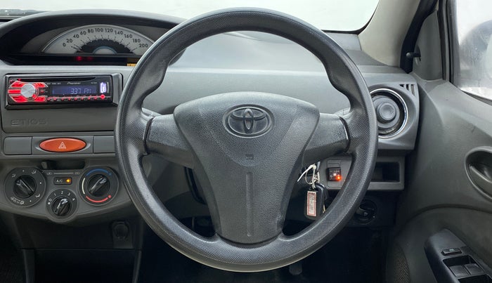 2012 Toyota Etios G, CNG, Manual, 93,524 km, Steering Wheel Close Up