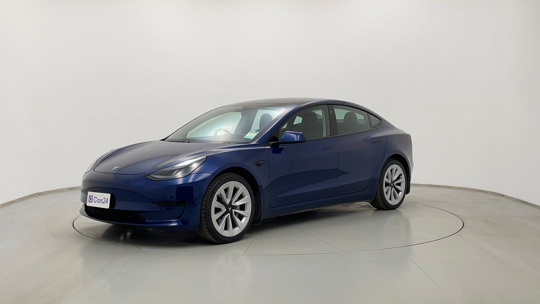 Left Front Diagonal (45- Degree) View