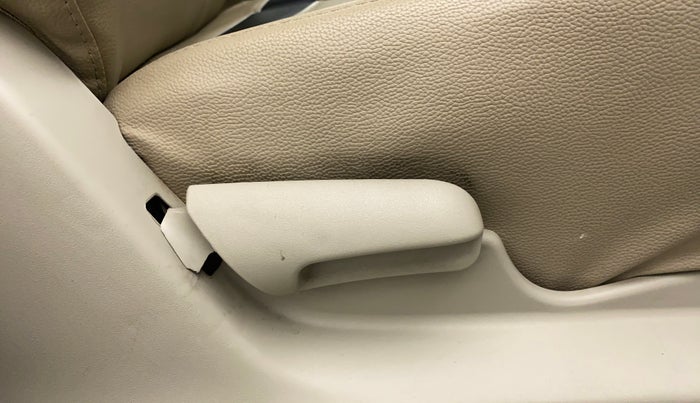 2019 Maruti Celerio ZXI, Petrol, Manual, 43,095 km, Driver Side Adjustment Panel