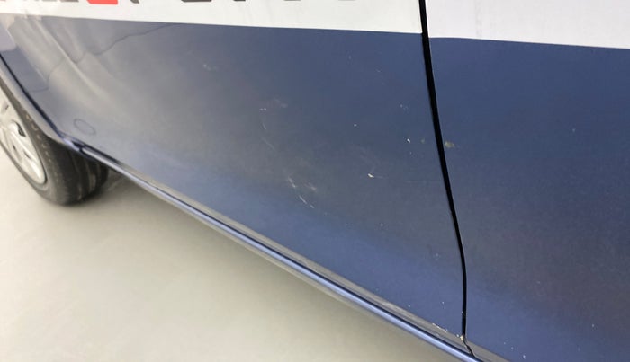 2019 Maruti IGNIS DELTA 1.2, Petrol, Manual, 51,330 km, Front passenger door - Slightly dented