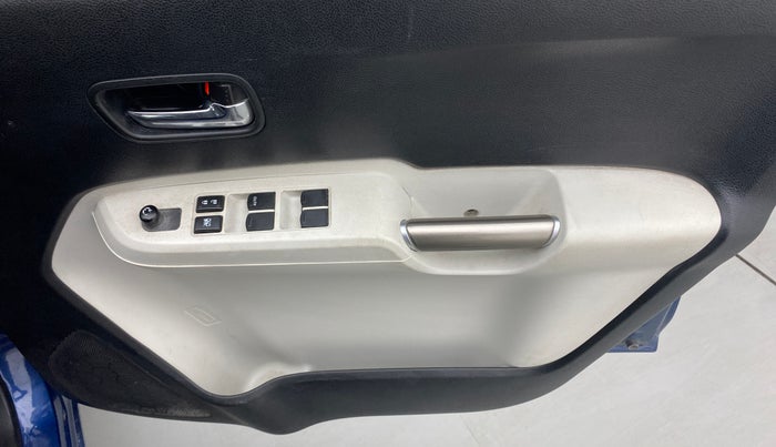 2019 Maruti IGNIS DELTA 1.2, Petrol, Manual, 51,330 km, Driver Side Door Panels Control