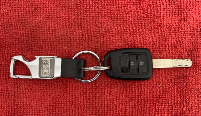 2018 Honda WR-V 1.2 i-VTEC VX MT, Petrol, Manual, 15,175 km, Key Close Up