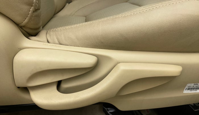 2018 Toyota YARIS G CVT, Petrol, Automatic, 18,945 km, Driver Side Adjustment Panel