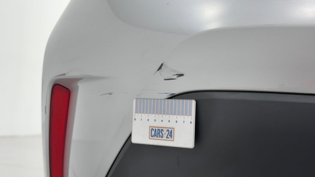 2020 Toyota Corolla Ascent Sport Hybrid, Automatic, 100539 km, Bumper Rear Chip