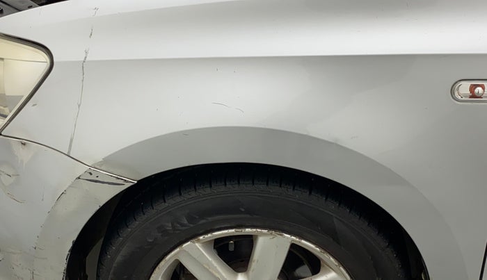 2010 Volkswagen Vento COMFORTLINE 1.6, Petrol, Manual, 74,715 km, Left fender - Minor scratches
