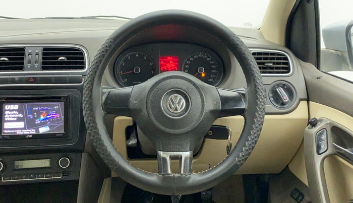 2010 Volkswagen Vento COMFORTLINE 1.6, Petrol, Manual, 74,715 km, Steering Wheel Close Up