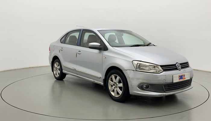 2010 Volkswagen Vento COMFORTLINE 1.6, Petrol, Manual, 74,715 km, Right Front Diagonal