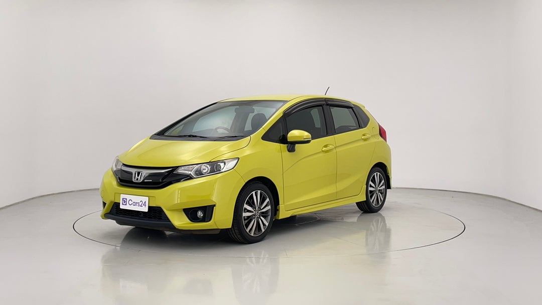 2015 Honda Jazz Vti-s, Automatic, 71753 km, Left Front Diagonal (45- Degree) View