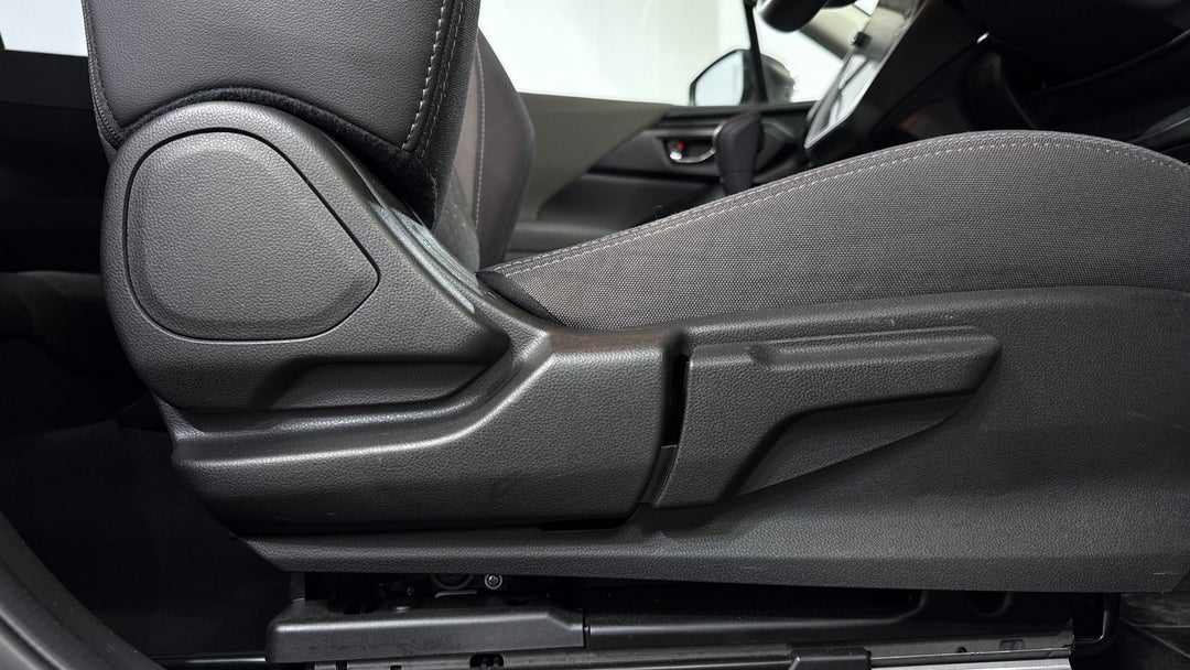 2024 Subaru Crosstrek AWD 2.0l, Automatic, 23805 km, Drivers Side Adjustment Panel