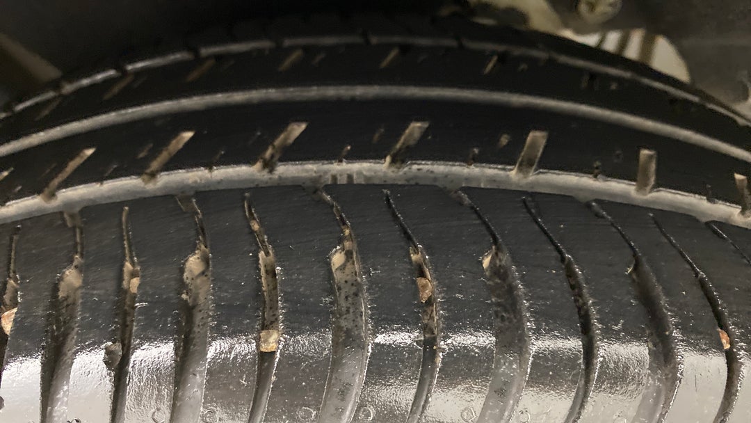 Right Rear Tyre Tread