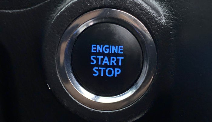 2020 Toyota Innova Crysta 2.4 ZX AT, Diesel, Automatic, 27,311 km, Keyless Start/ Stop Button