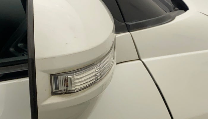 2012 Maruti Swift VDI, Diesel, Manual, 94,283 km, Right rear-view mirror - Indicator light not working