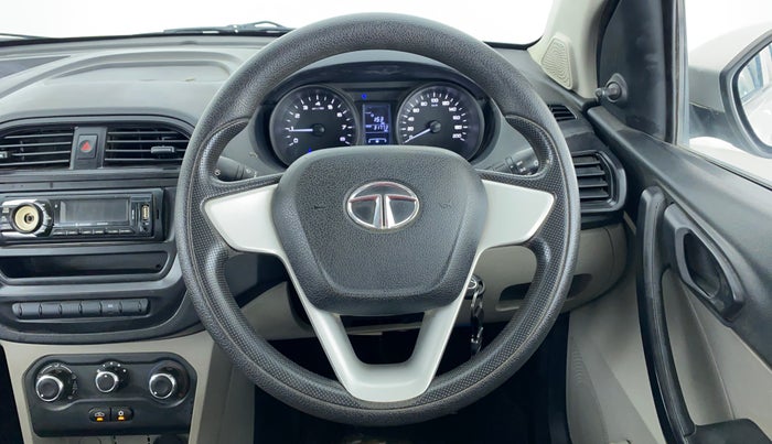 2018 Tata Tiago XE 1.2 REVOTRON, CNG, Manual, 33,257 km, Steering Wheel Close Up