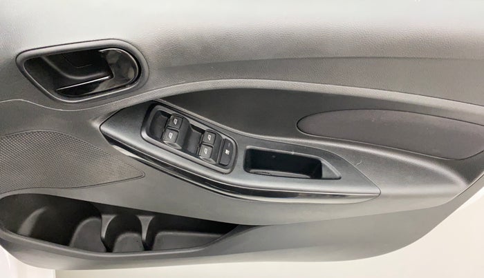 2019 Ford New Figo 1.2 TITANIUM, Petrol, Manual, 33,150 km, Driver Side Door Panels Control