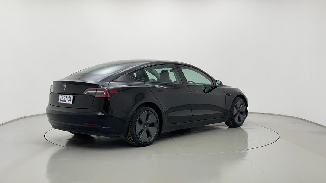 Right Back Diagonal (45- Degree) View