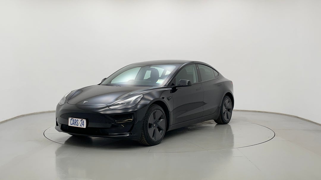 Left Front Diagonal (45- Degree) View