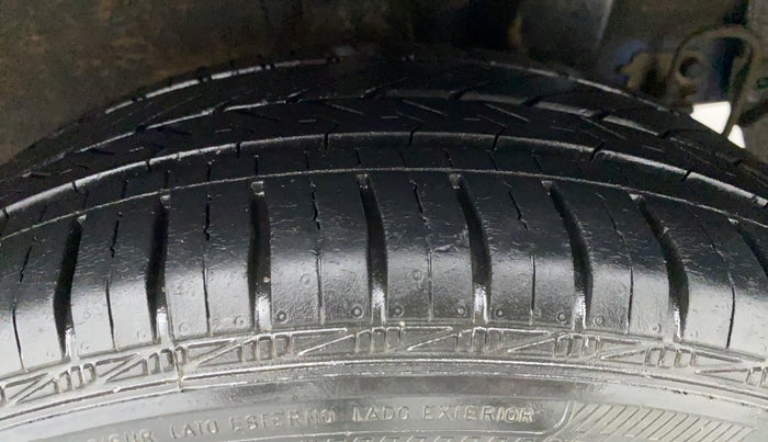 2014 Hyundai Xcent S 1.2, Petrol, Manual, 81,446 km, Left Rear Tyre Tread