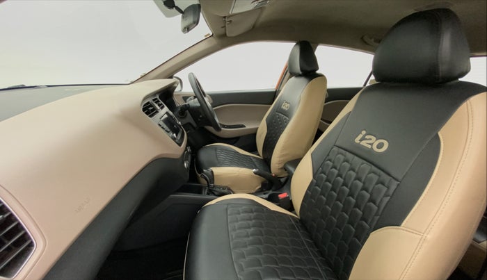 2018 Hyundai Elite i20 Asta 1.2 CVT, Petrol, Automatic, 64,852 km, Right Side Front Door Cabin