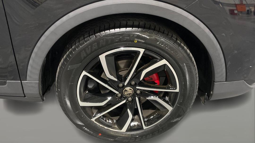 2022 MG Zst Excite, Automatic, 63137 km, Right Front Wheel