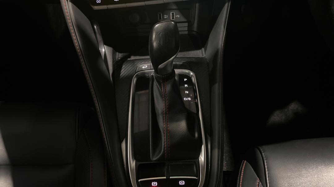 2022 MG Zst Excite, Automatic, 63137 km, Gear Lever 