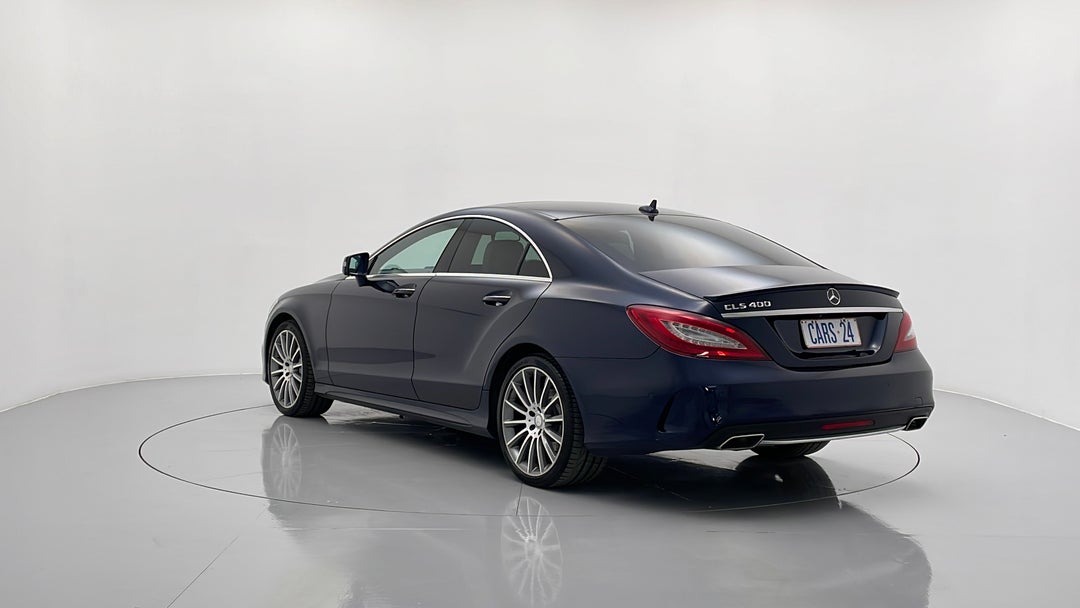 Left Back Diagonal (45- Degree) View