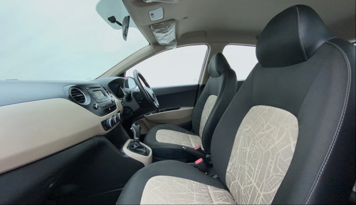 2015 Hyundai Grand i10 ASTA AT 1.2 KAPPA VTVT, Petrol, Automatic, 27,915 km, Right Side Front Door Cabin