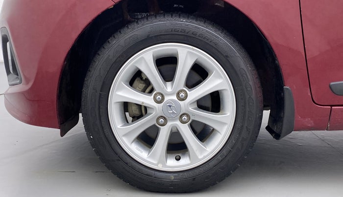 2015 Hyundai Grand i10 ASTA AT 1.2 KAPPA VTVT, Petrol, Automatic, 27,915 km, Left Front Wheel