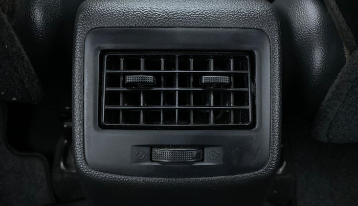 2015 Hyundai Grand i10 ASTA AT 1.2 KAPPA VTVT, Petrol, Automatic, 27,915 km, Rear AC Vents