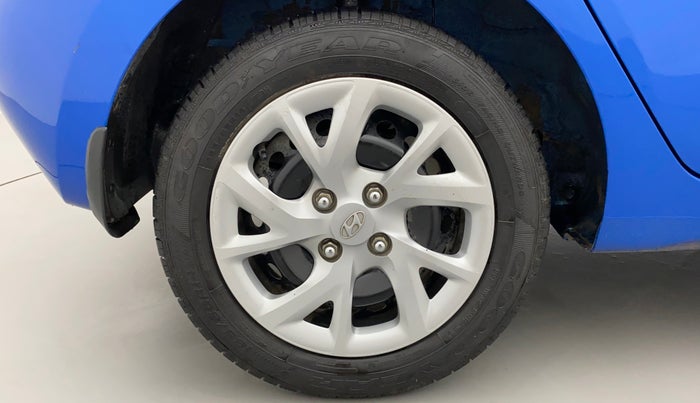 2019 Hyundai Grand i10 SPORTZ 1.2 KAPPA VTVT, Petrol, Manual, 14,334 km, Right Rear Wheel