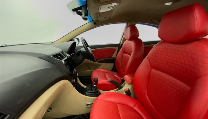 2016 Hyundai Verna FLUIDIC 4S 1.6 VTVT S, Petrol, Manual, 1,08,884 km, Right Side Front Door Cabin