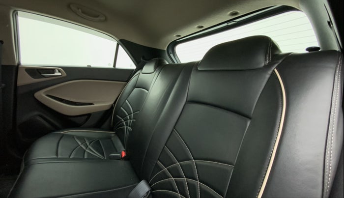2020 Hyundai Elite i20 1.2 SPORTS PLUS VTVT, Petrol, Manual, 20,061 km, Right Side Rear Door Cabin