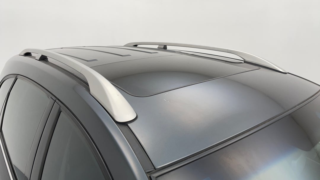 Roof/Sunroof View