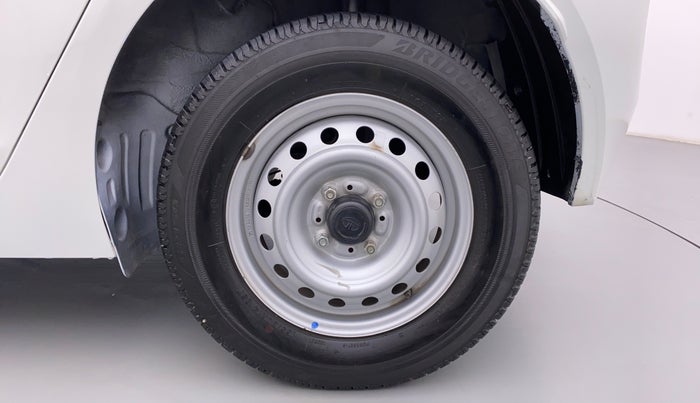 2020 Tata ALTROZ XE 1.2, Petrol, Manual, 22,685 km, Left Rear Wheel