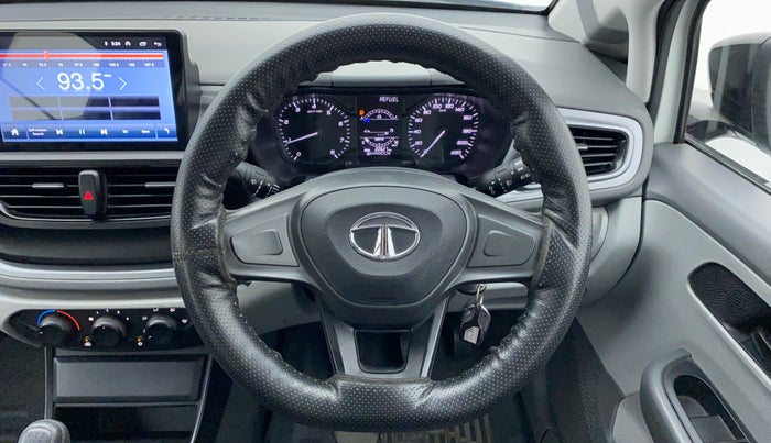 2020 Tata ALTROZ XE 1.2, Petrol, Manual, 22,685 km, Steering Wheel Close Up