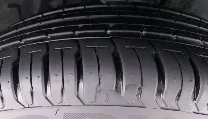 2020 Tata ALTROZ XE 1.2, Petrol, Manual, 22,685 km, Right Front Tyre Tread