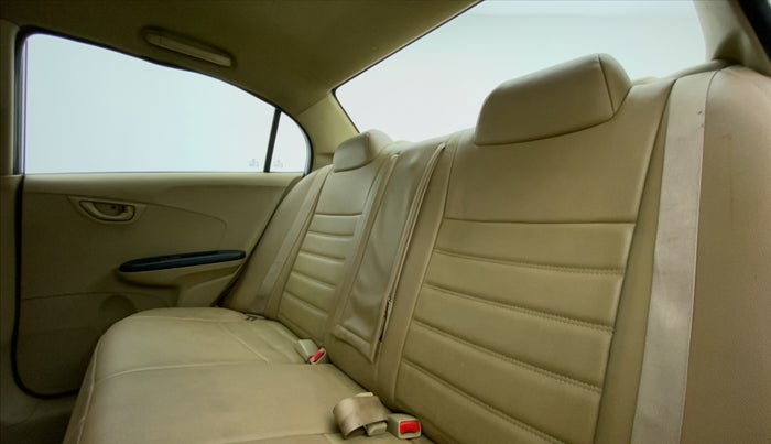 2015 Honda Amaze 1.2L I-VTEC S, Petrol, Manual, 1,04,470 km, Right Side Rear Door Cabin