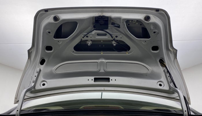 2015 Honda Amaze 1.2L I-VTEC S, Petrol, Manual, 1,04,289 km, Boot Door Open