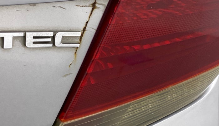 2015 Honda Amaze 1.2L I-VTEC S, Petrol, Manual, 1,04,470 km, Dicky (Boot door) - Slightly rusted