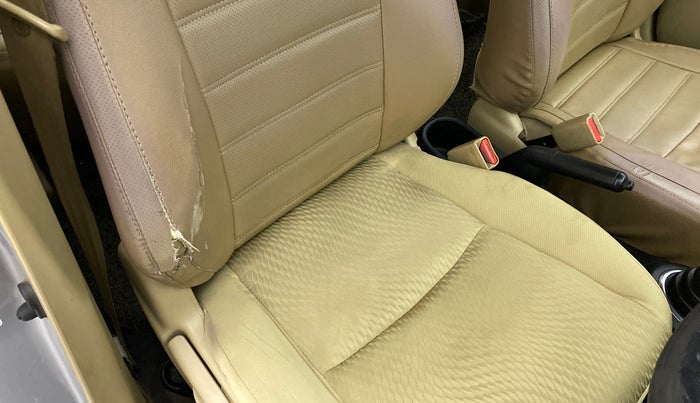 2015 Honda Amaze 1.2L I-VTEC S, Petrol, Manual, 1,04,289 km, Driver seat - Cover slightly torn