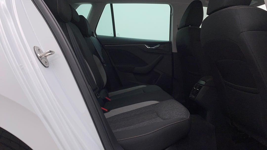 2022 SKODA Kamiq Style 85tsi, Automatic, 19675 km, Right Side Rear Door Cabin View