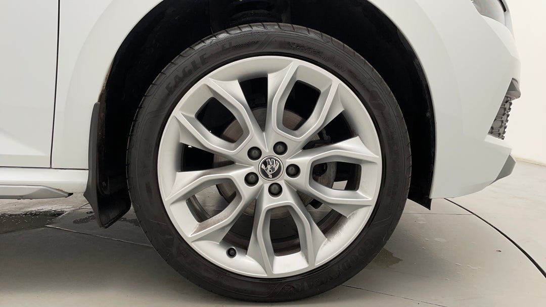 2022 SKODA Kamiq Style 85tsi, Automatic, 19675 km, Right Front Wheel