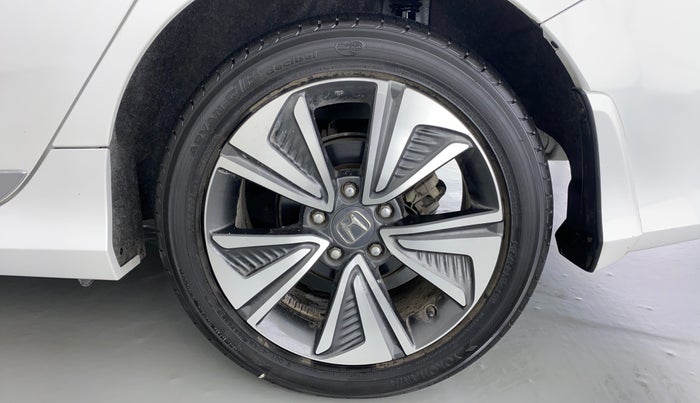 2019 Honda Civic ZX CVT PETROL, Petrol, Automatic, 21,332 km, Left Rear Wheel