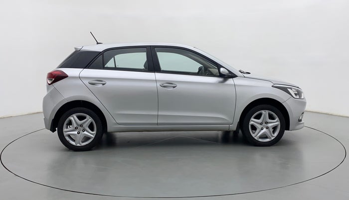 2017 Hyundai Elite i20 ASTA 1.2, Petrol, Manual, 30,311 km, Right Side