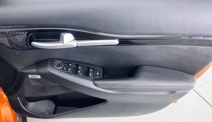 2020 KIA SELTOS GTX + AT PETROL, Petrol, Automatic, 18,651 km, Driver Side Door Panels Control