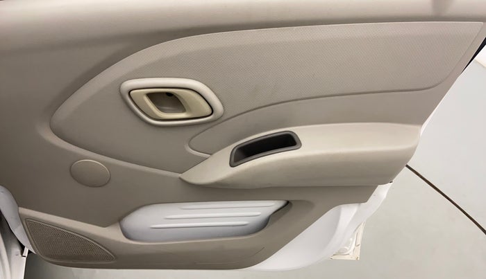 2017 Datsun Redi Go T (O), Petrol, Manual, 24,452 km, Driver Side Door Panels Control