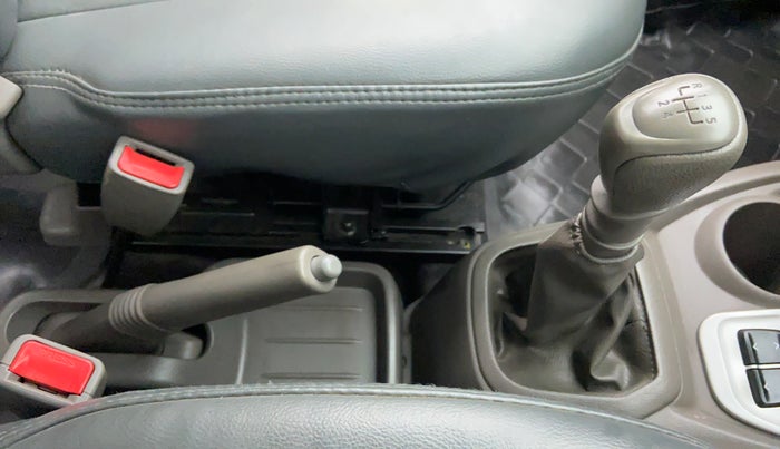 2017 Datsun Redi Go T (O), Petrol, Manual, 24,452 km, Gear Lever
