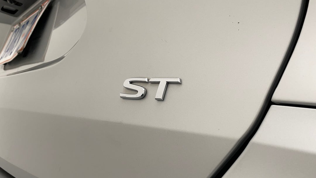 Badge (Boot Right Side)