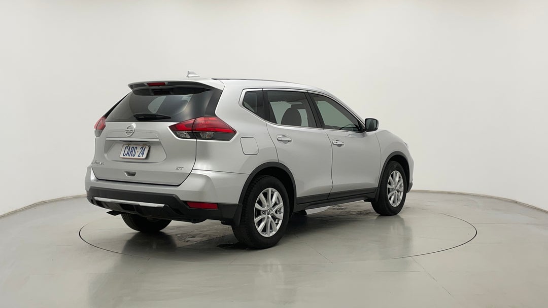 Right Back Diagonal (45- Degree) View